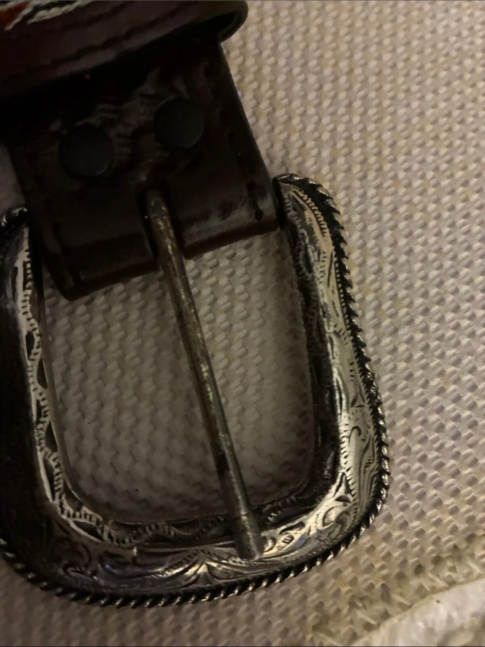 Wrangler True Vintage Western Dark Brown Leather Belt w/Engraved Silver Buckle